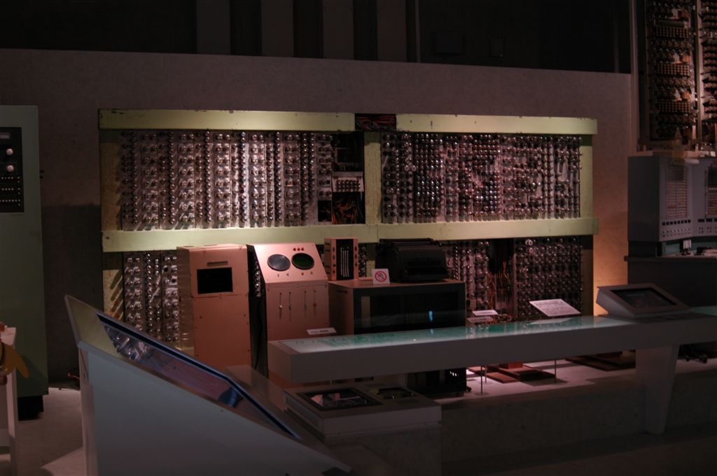 初期の大型電算機
